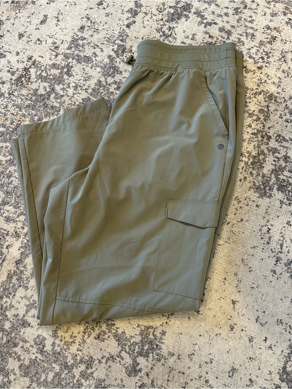 EUC Apana Women’s Olive Cargo Pants—XL